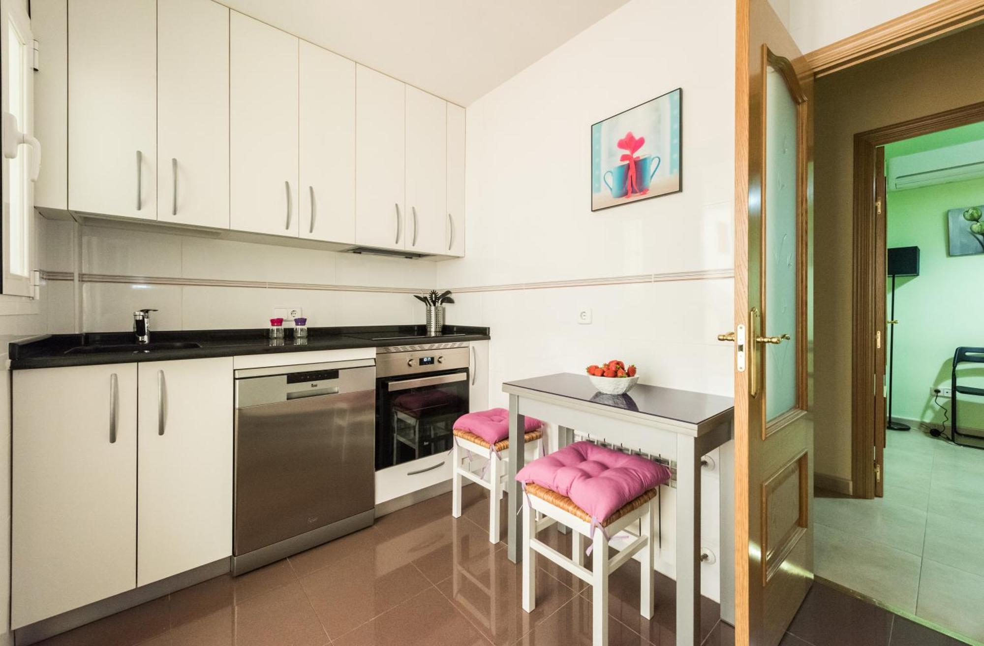 Apartamentos Madrid Xxxiii - Alojamiento De Temporada Oda fotoğraf
